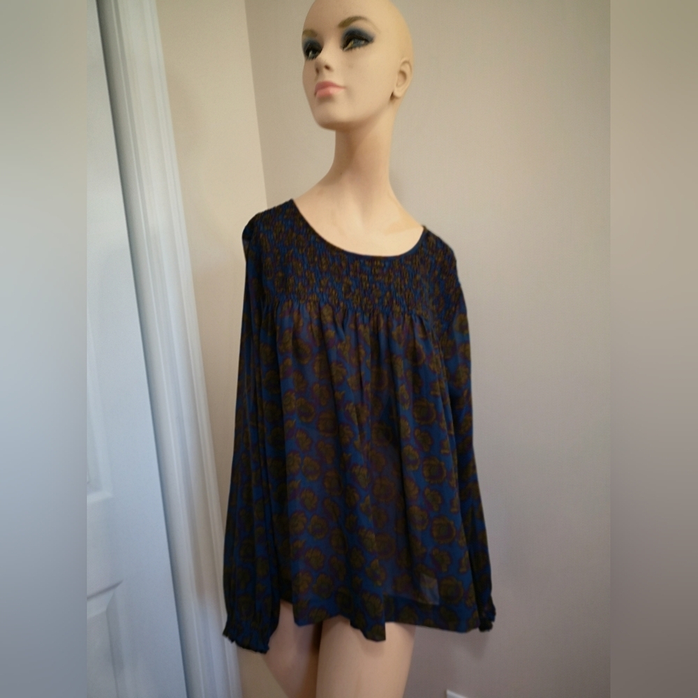 LOFT Women's Smocked Floral Boho Blouse – Size L